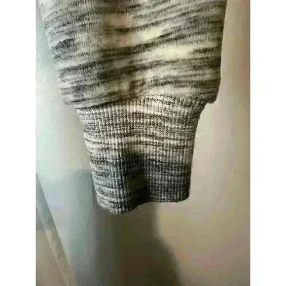 The Limited Women's Gray Knit Long Sleeve Sweater Dress XS Short Sheath - Picture 9 of 16